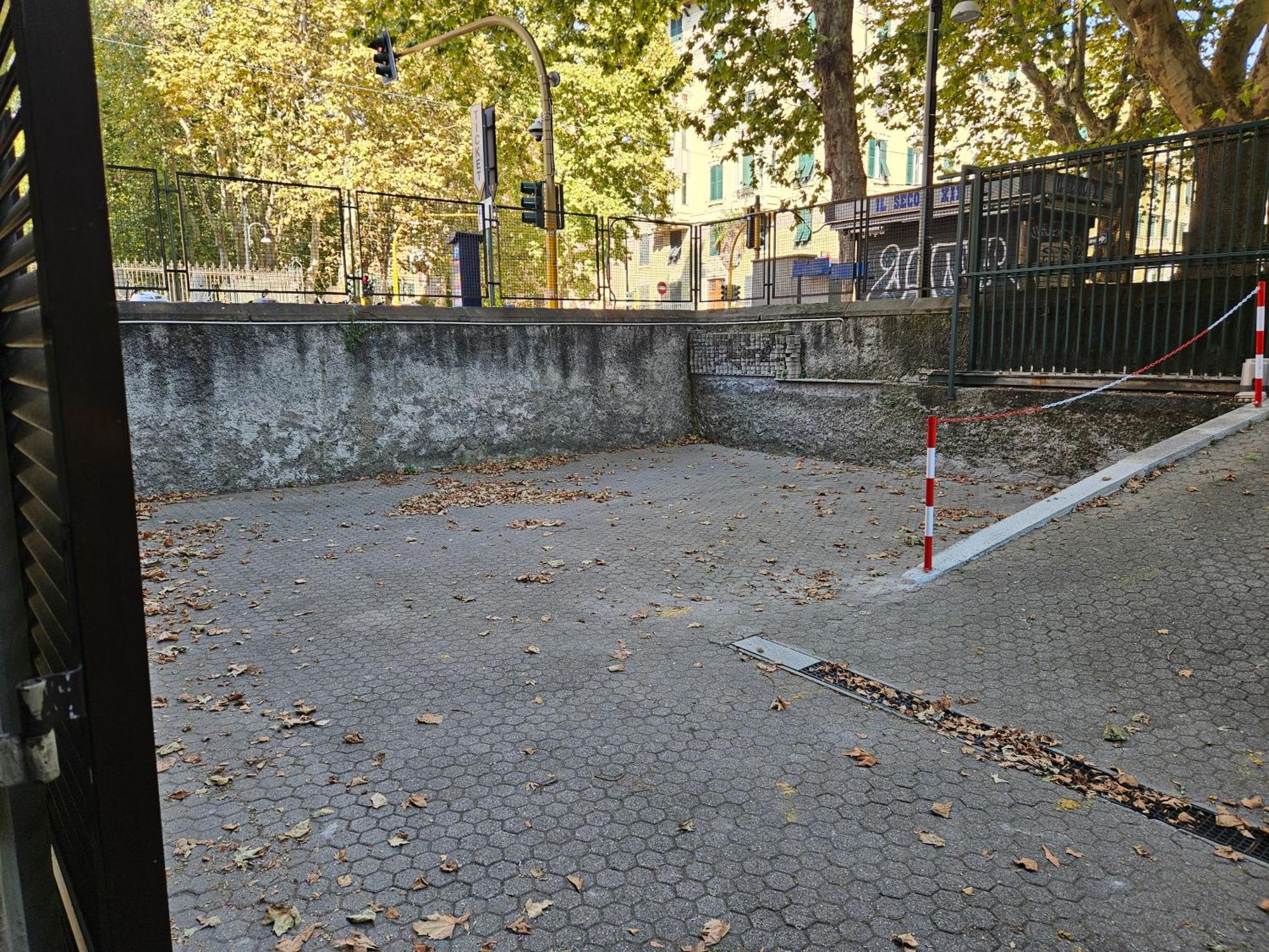 Casa Regis - Free Parking Hotel Genoa Bagian luar foto