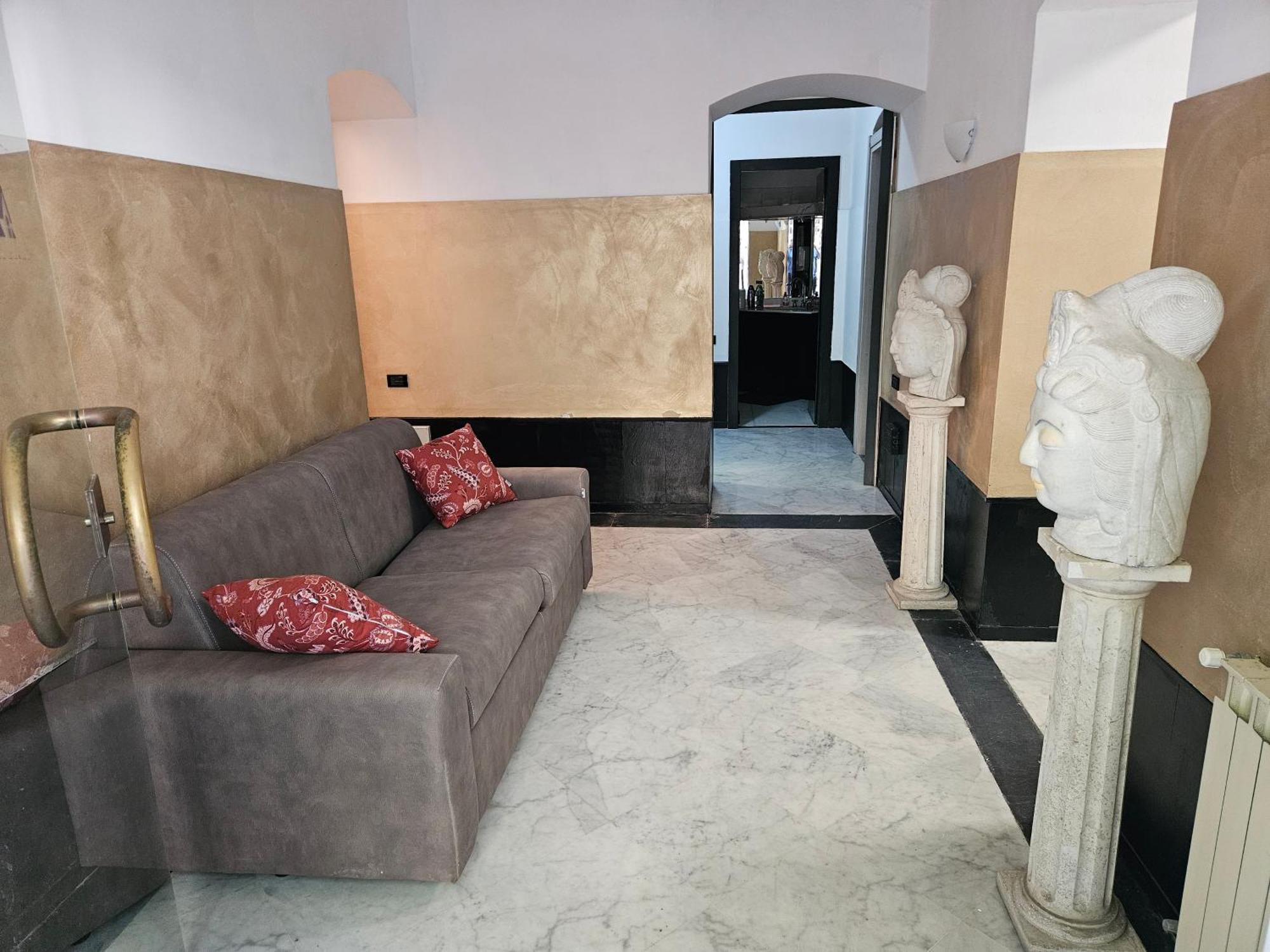 Casa Regis - Free Parking Hotel Genoa Bagian luar foto